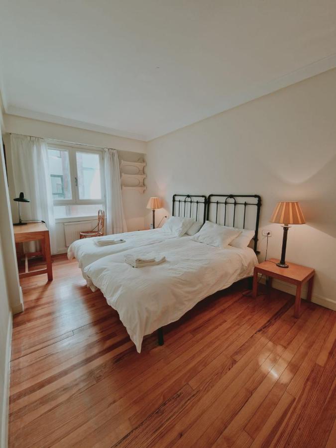 Amplio Piso En La Playa De 135 M2 Con Garaje Apartment Zarautz Luaran gambar