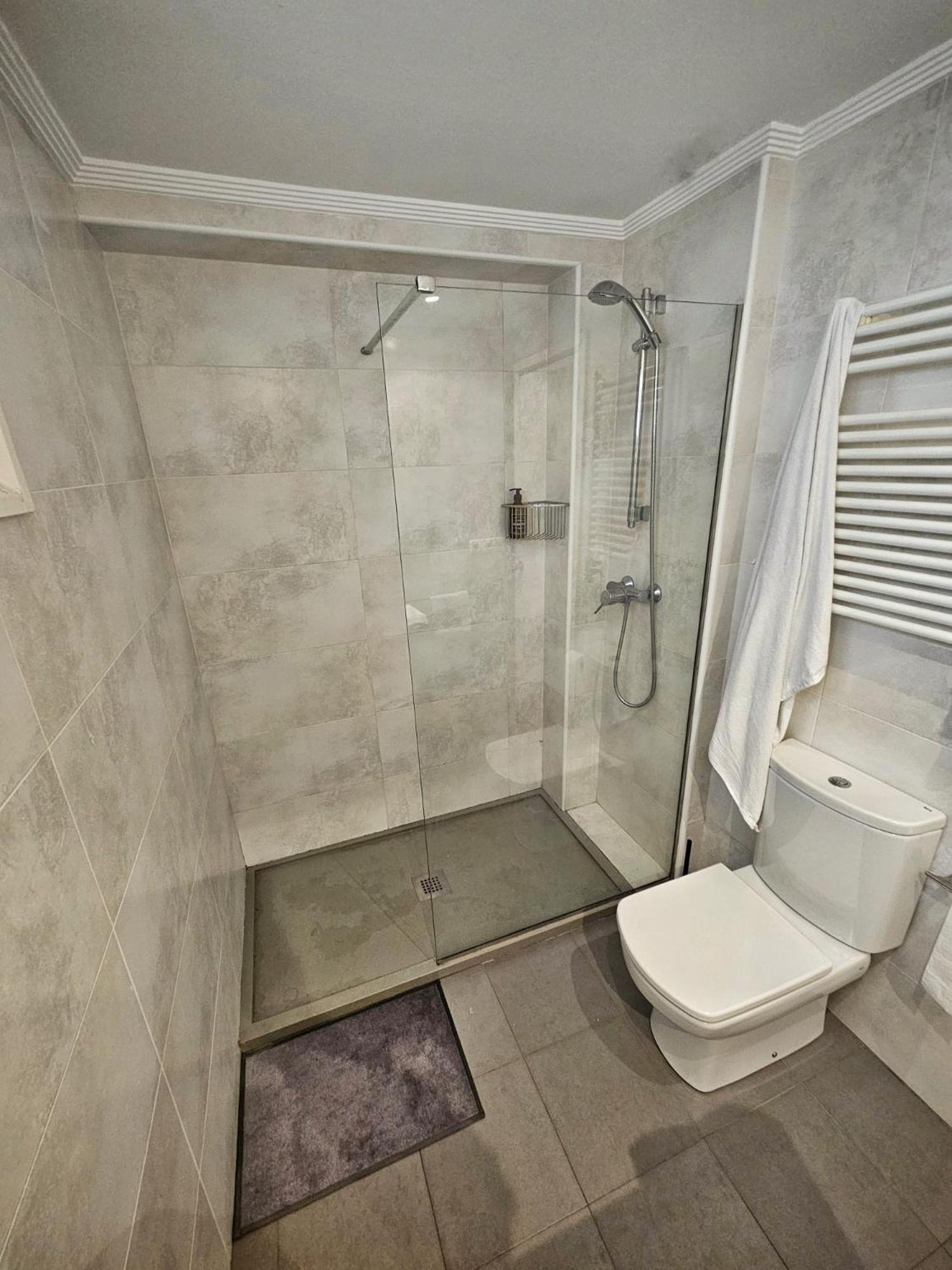 Amplio Piso En La Playa De 135 M2 Con Garaje Apartment Zarautz Luaran gambar